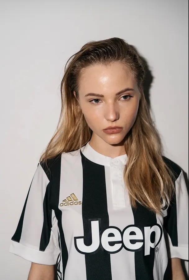 Арина Я — фото 13 из портфолио